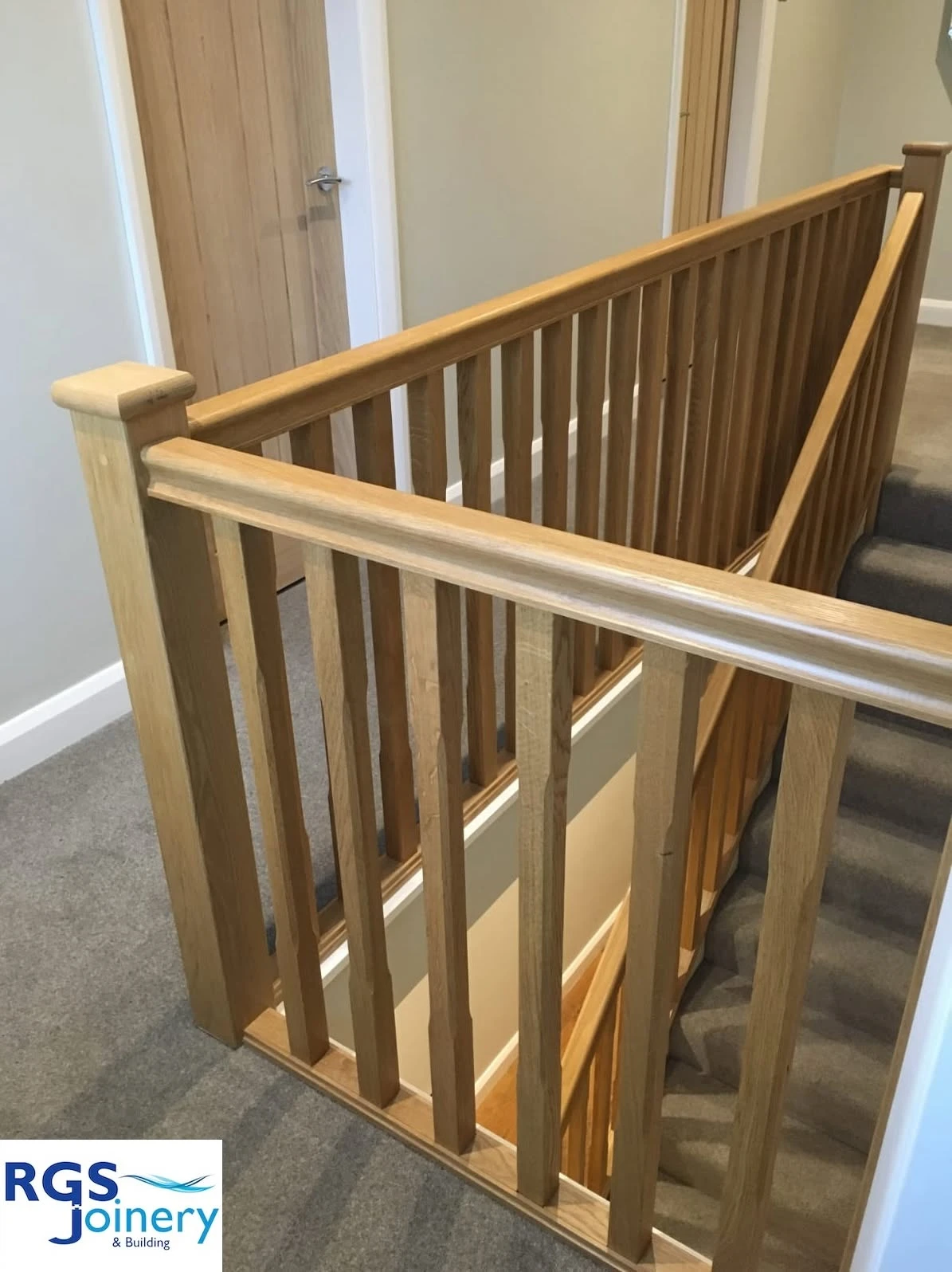 Oak staircase and balustrade detail, built by RGS Joinery and Building